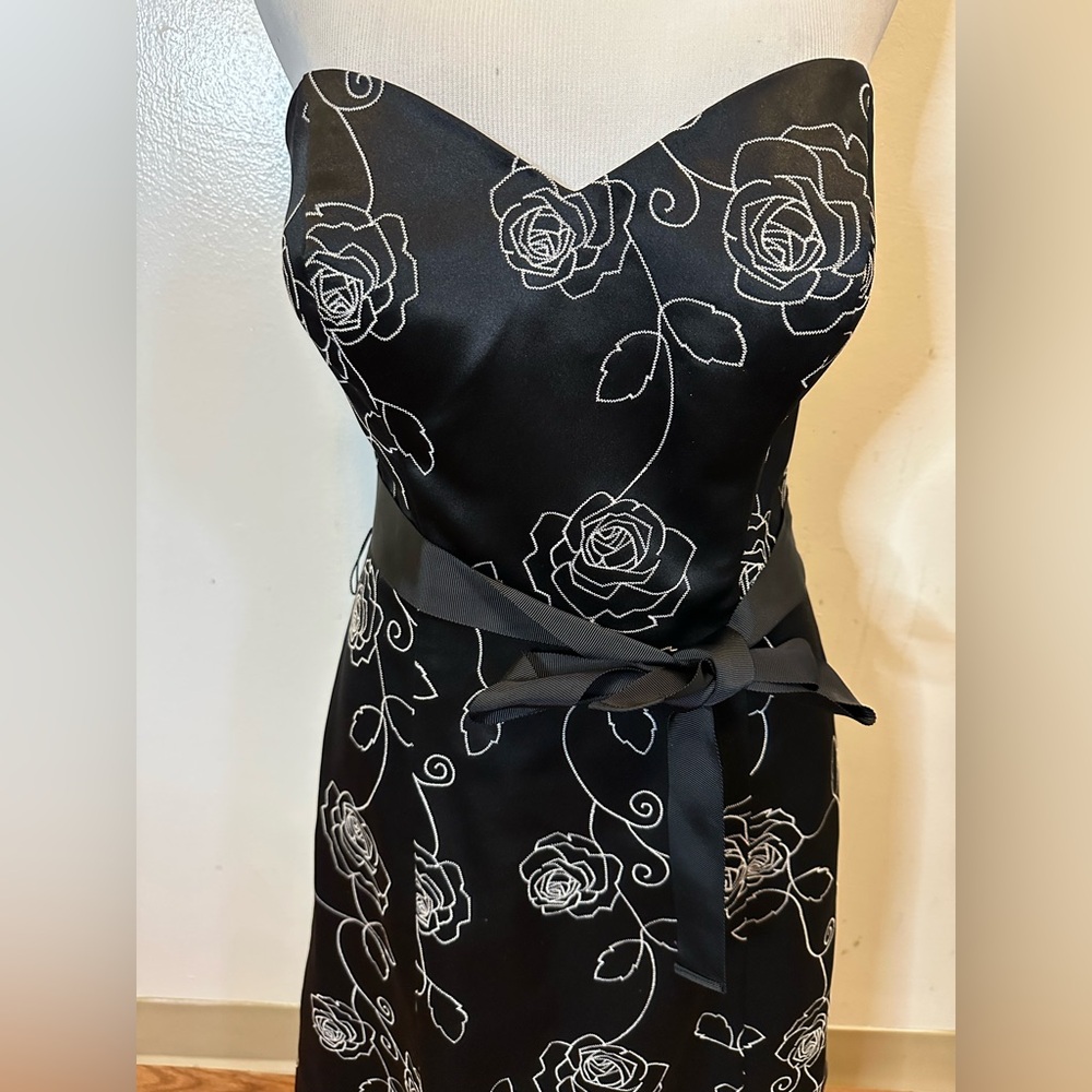 White House Black Market Black Strapless Midi Dress with White Rose Print - Picture 2 of 3